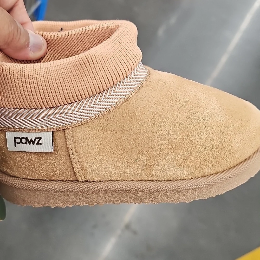 PAWZ Tan Faux Fur Slippers